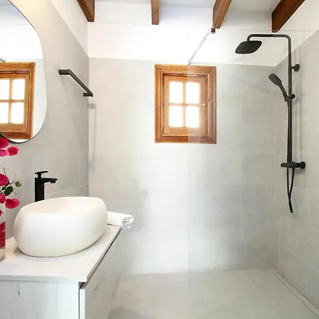 Villa Traditional Mallorca 6 Bedrooms Colonya Olive Private Pool Stunning Views Colonya Valley